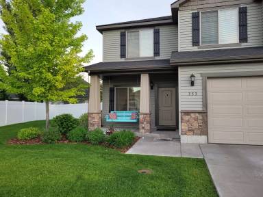 Main picture of 353 Buckskin Ct