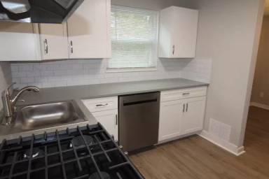 Main picture of 504 Maytide St