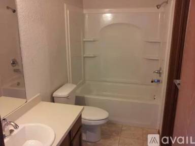 Main picture of 412 Manner Park Ave
