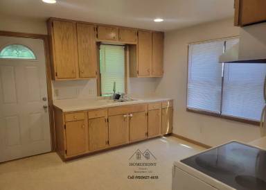 Main picture of 825 S 17th St