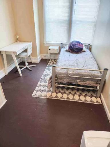 Main picture of 1864 Central Ave