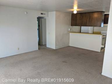 Main picture of 494 Van Buren St