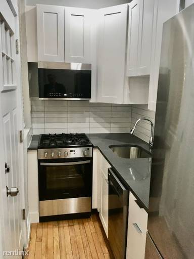 Main picture of 713 W Barry Ave