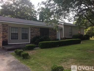 Main picture of 2918 Third Ave