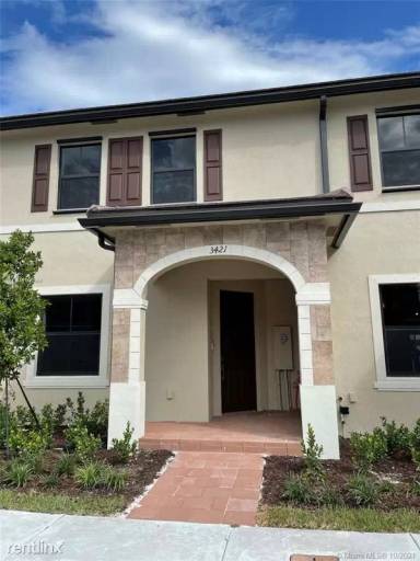 Main picture of 3440 W 111th Pl