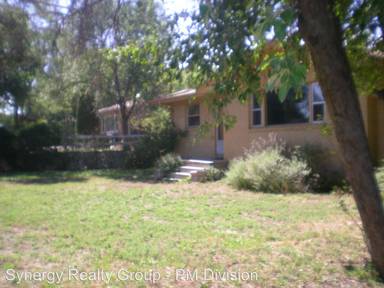 Main picture of 8 E Old Broadmoor Rd