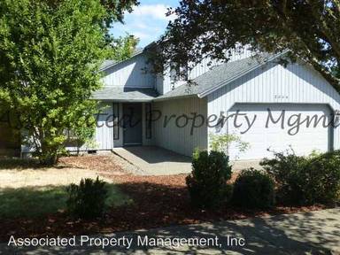 Main picture of 3066 N Davis Dr