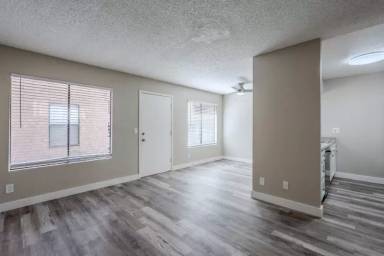 Main picture of Harbor View Apartments