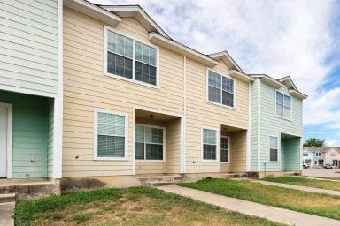 Main picture of 111 Autumn Pass