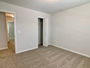 Main picture of 174 Maple Tree Ln