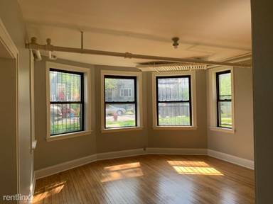 Main picture of 2328 N Spaulding Ave