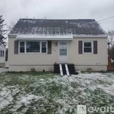 Main picture of 206 Dixon Dr