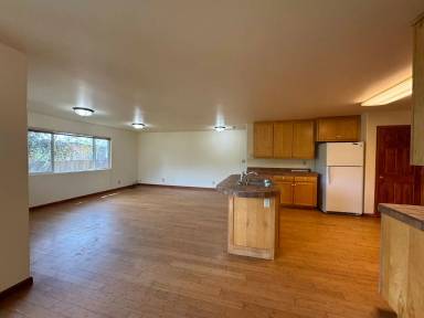Main picture of 1135 Aloha
