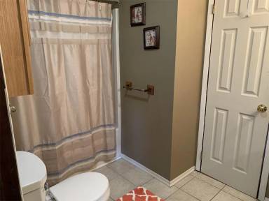 Main picture of 5 Delancey Pl