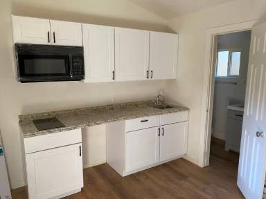 Main picture of 966 Modesto Ave