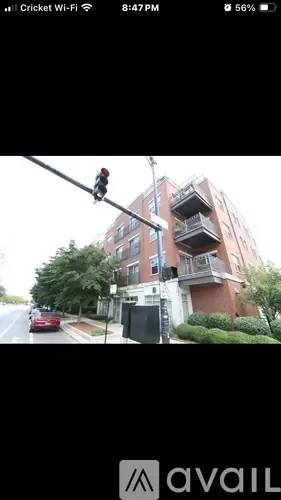 Main picture of 1155 W Roosevelt Rd