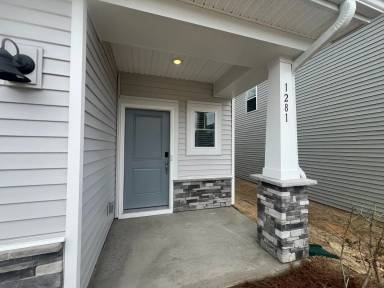 Main picture of 1281 30th Street Ln NE
