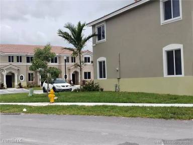 Main picture of 1048 SE 23rd Ter