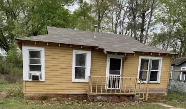 Main picture of 714 Nichols Ave