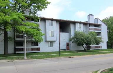 Main picture of 903 N Lincoln Ave