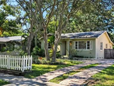 Main picture of 734 Wilkie St