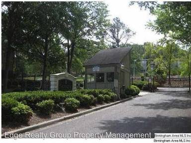 Main picture of 403 Skyview Dr
