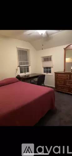 Main picture of 1601 Regent Dr