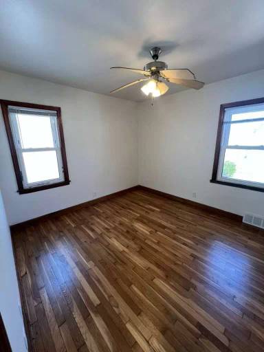 Main picture of 5050 N 57th St