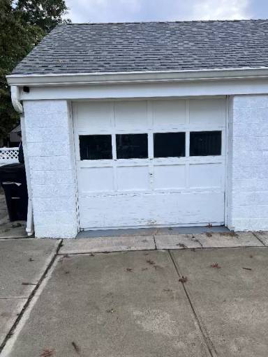 Main picture of 332 Midland Ave