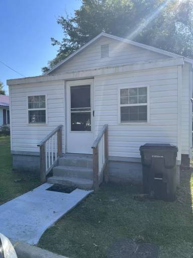 Main picture of 3615 S Walnut St