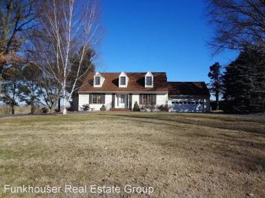 Main picture of 830 Sandtrap Ln