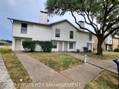 Main picture of 2806 Wimbledon Ct