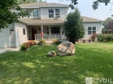 Main picture of 1116 Mountain Ash Ave
