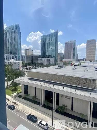 Main picture of 110 W Fortune St