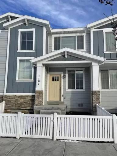 Main picture of 1092 W Emerald Pools Ln