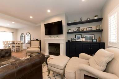 Main picture of 2912 Baywater Avenue