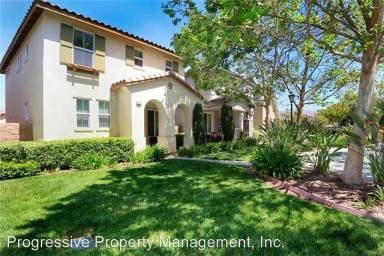 Main picture of 1870 Carrington Cir