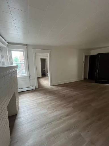 Main picture of 1551 Hertel Ave