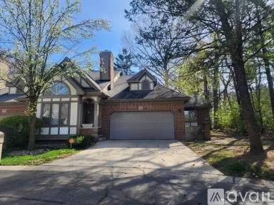 Main picture of 860 N Beech Daly Rd