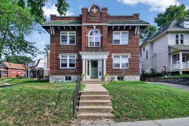 Main picture of 7349 Myrtle Ave