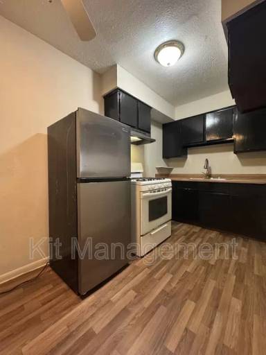 Main picture of 4836 Douglas Rd