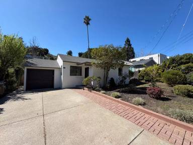Main picture of 46 Bayview Ter