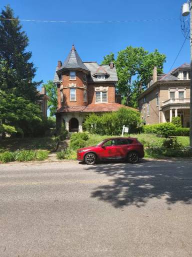 Main picture of 1422 Highland Ave