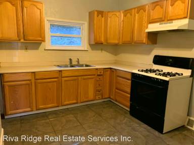 Main picture of 326 Merrimac St