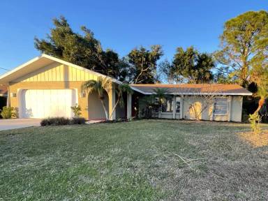 Main picture of 7535 N Leewynn Dr