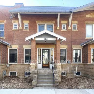 Main picture of 120 Parsons St