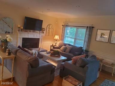 Main picture of 37 Cotuit St