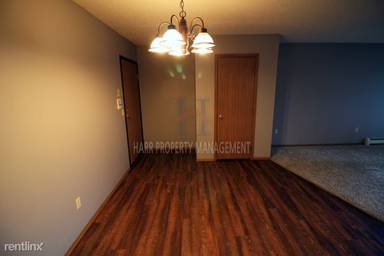 Main picture of 6500 W 43rd St