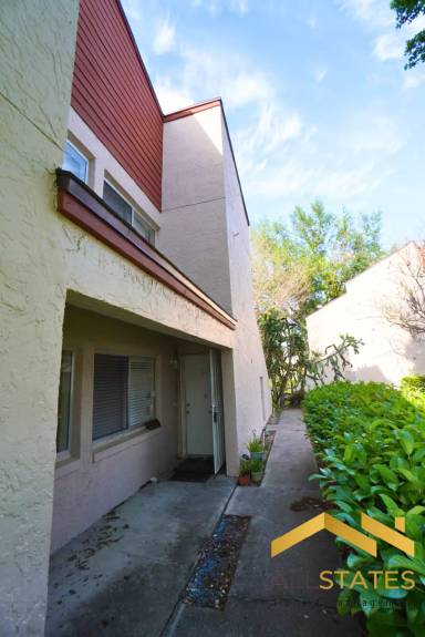 Main picture of 4547 Lakeway Dr