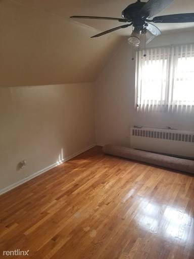 Main picture of 15820 137th Ave